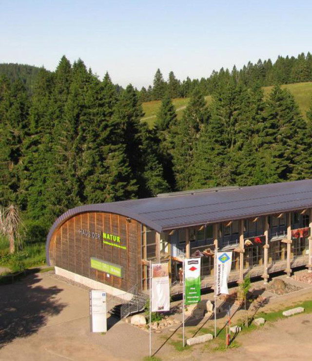 Blick auf das Haus der Natur
