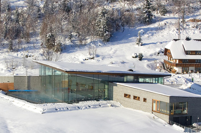 Auch im Winter einen Besuch wert: das Radon Revital Bad mit finnischer Sauna in Menzenschwand