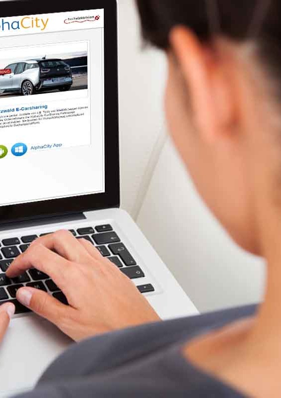 Registrierung für das E-Carsharing am Laptop
