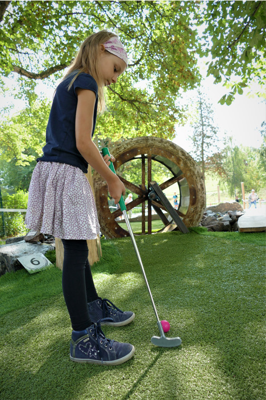 Eine Reise durch die sagenhafte Landschaft mit ihren uralten Traditionen.